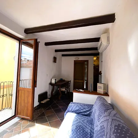 Amsicora 8 Lt Гостевой дом Ольбия