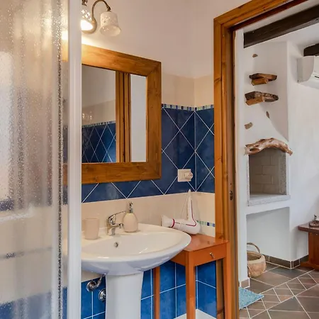 ゲストハウス Amsicora 8 Lt 3*