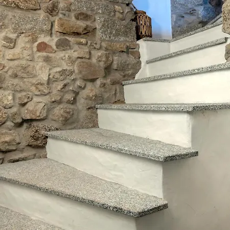 Amsicora 8 Lt ゲストハウス