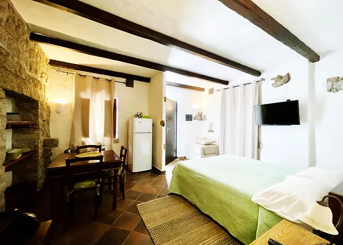 Amsicora Stay Affittacamere 3*